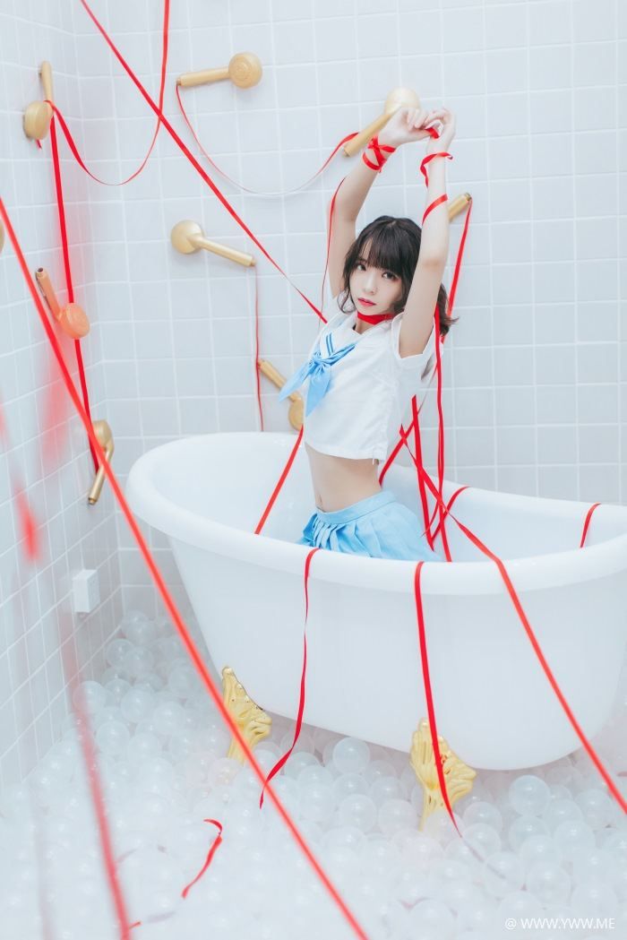 COS美女 疯猫ss – 浴室JK-像素点