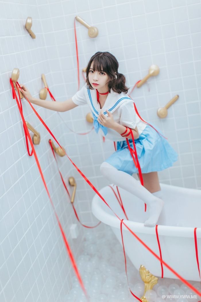COS美女 疯猫ss – 浴室JK-像素点