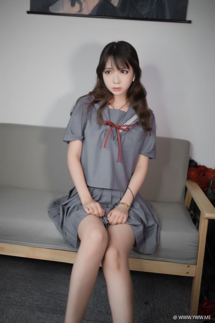 COS美女 疯猫ss – 蓝灰JK-像素点