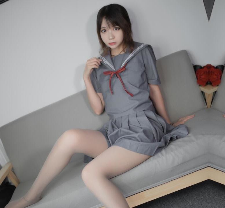 COS美女 疯猫ss – 蓝灰JK