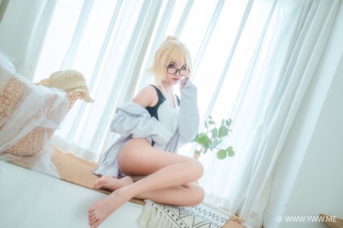 知名Coser@蠢沫沫 贞德-像素点