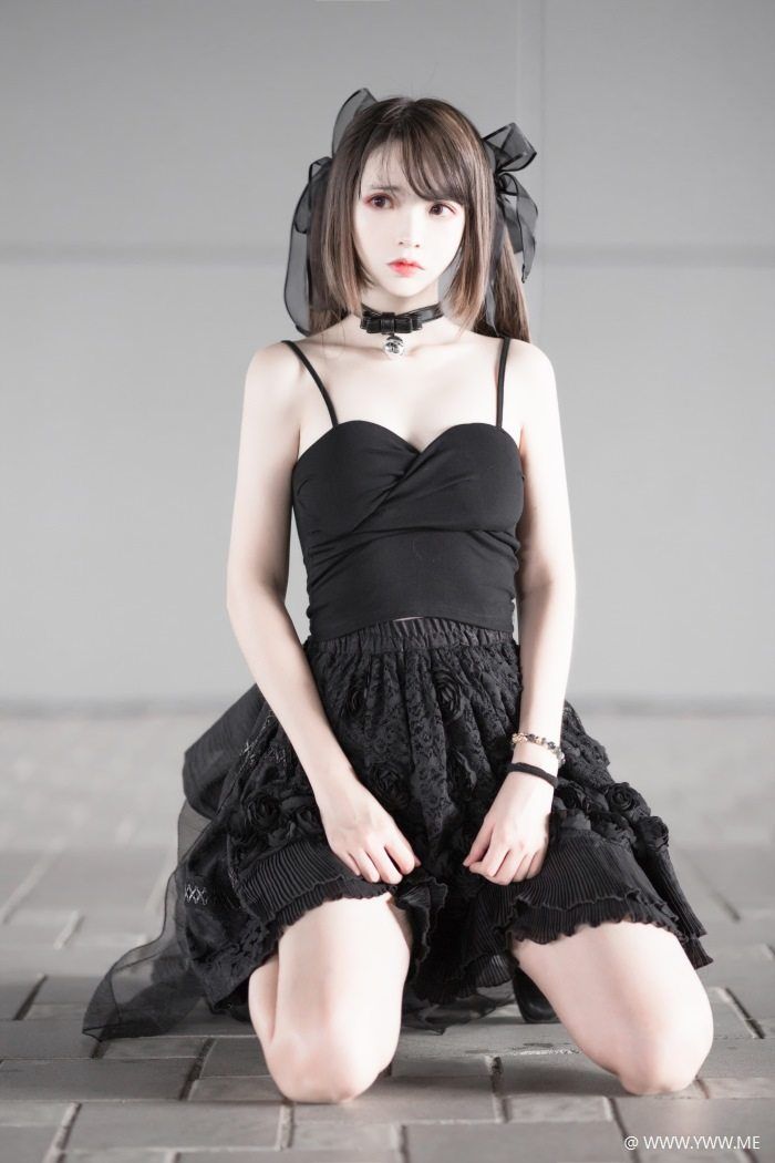 COS美女 疯猫ss – 猫漫展黑裙-像素点