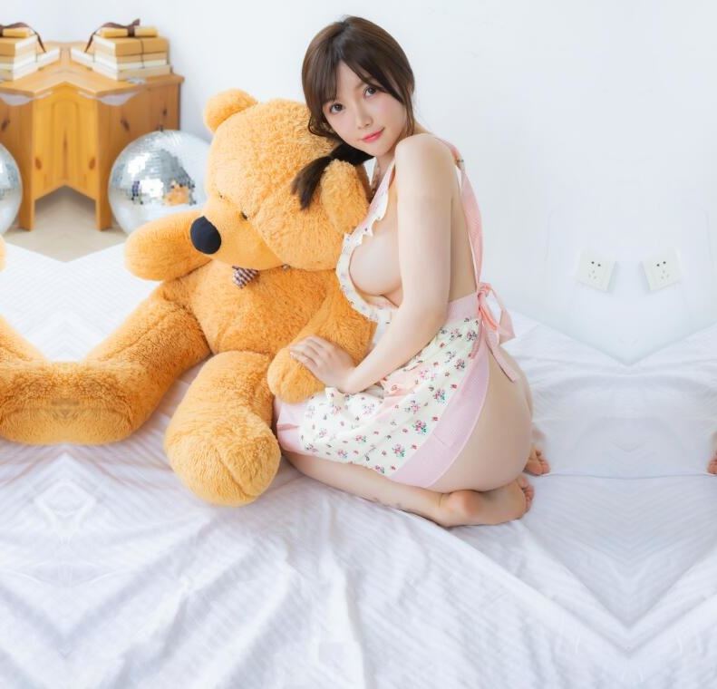 [XiuRen秀人网] 2020.04.13 No.2150 糯美子Mini 女仆 奶油