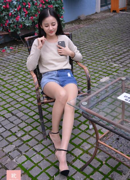 [IESS异思趣向] 普惠集 101 诗琪 路遇手机上瘾小姐姐