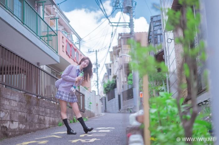 微博红人Coser@黑川 民宿楼下-像素点