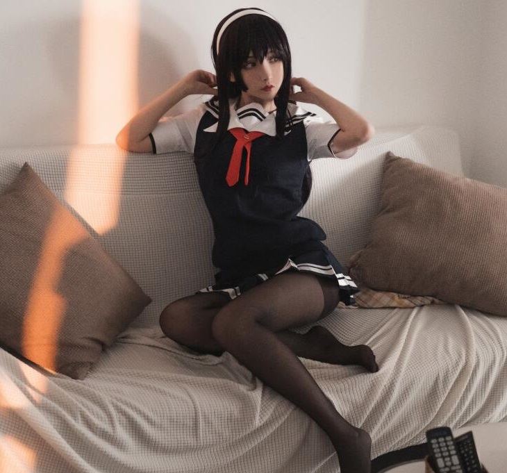 知名动漫Coser@rioko凉凉子 学姐