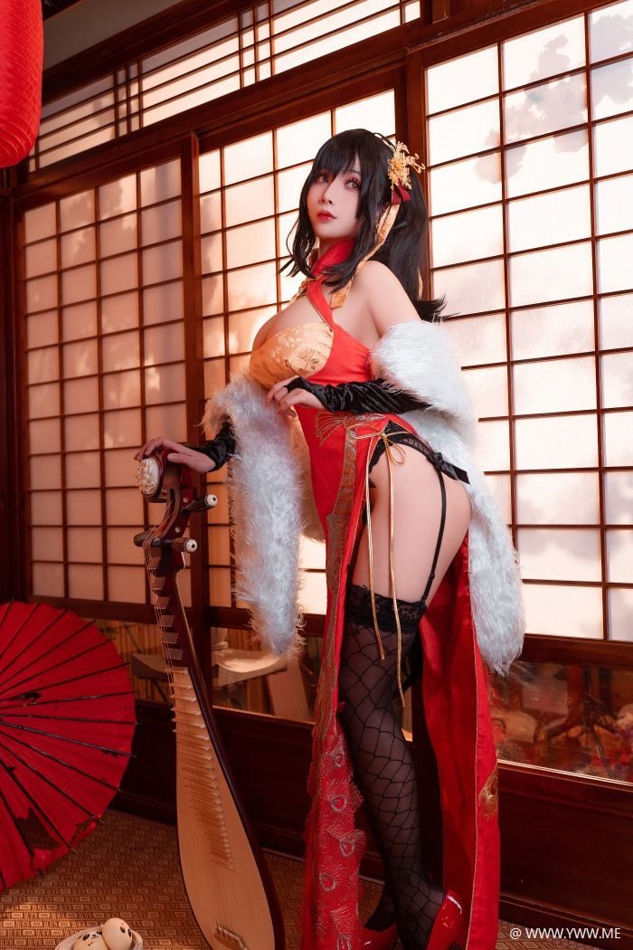知名动漫Coser@rioko凉凉子 大凤旗袍-像素点
