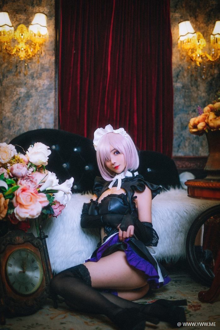 知名动漫Coser@rioko凉凉子 玛修-像素点