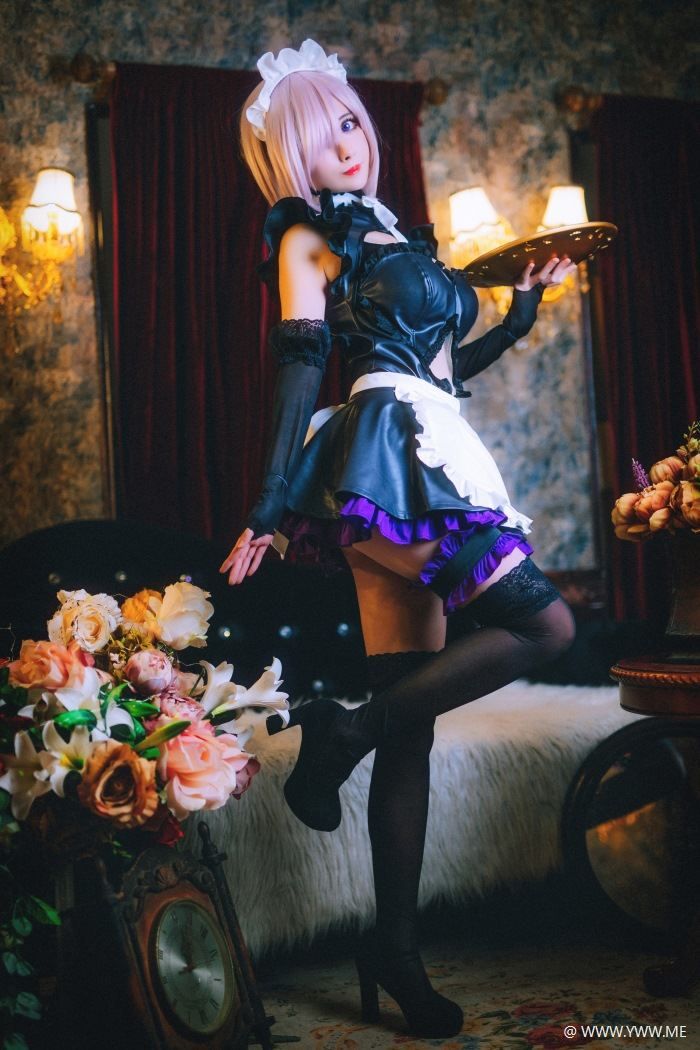 知名动漫Coser@rioko凉凉子 玛修-像素点