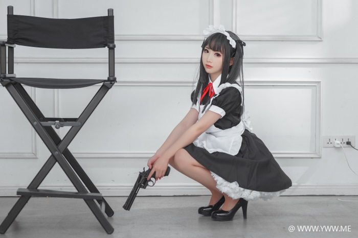 可爱人气Coser面饼仙儿 – 左轮女仆-像素点
