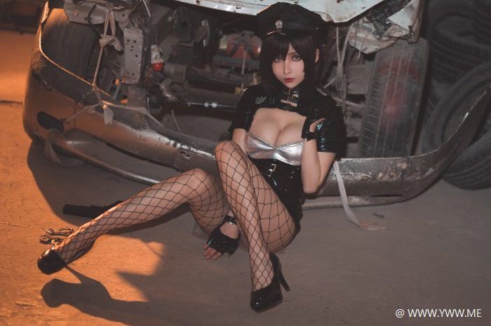 知名动漫Coser@rioko凉凉子 实习警察-像素点
