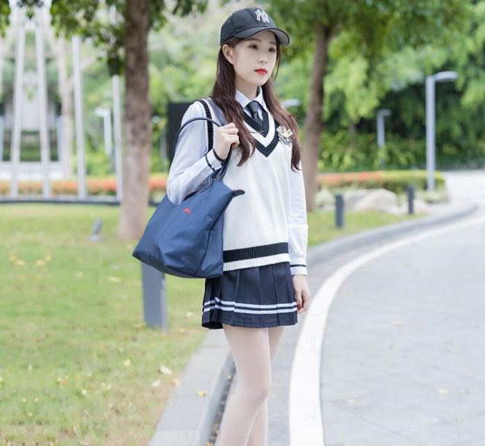 [IMISS爱蜜社] 2020.04.30 VOL.467 杨紫嫣Cynthia 学院 丝袜