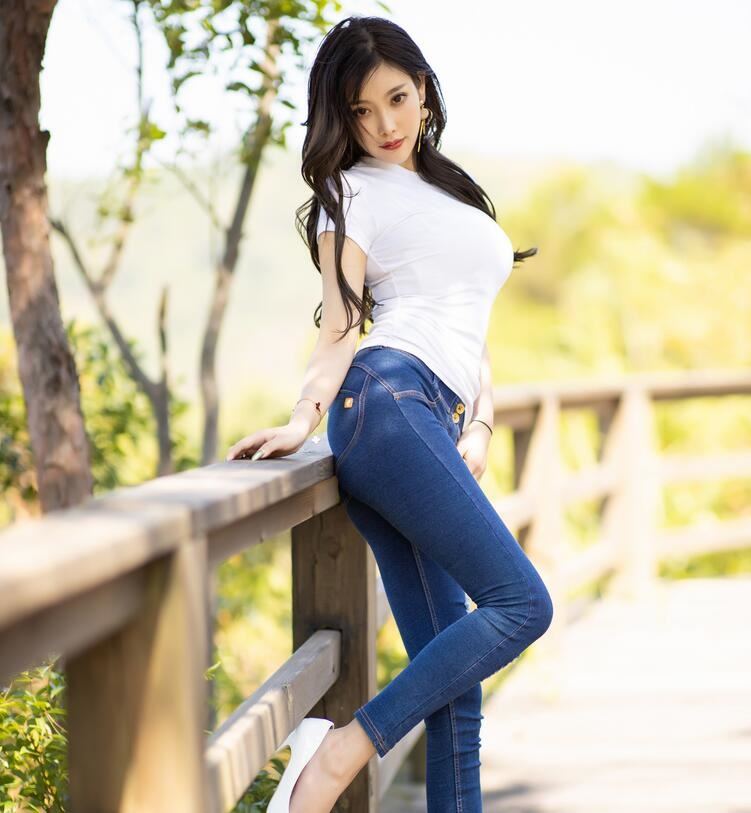 [XIAOYU语画界] 2020.04.30 VOL.300 杨晨晨sugar 牛仔裤 美胸