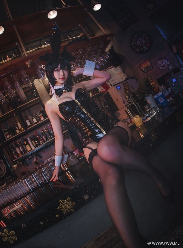 知名COS小姐姐@铁板烧鬼舞w – 爱宕-像素点