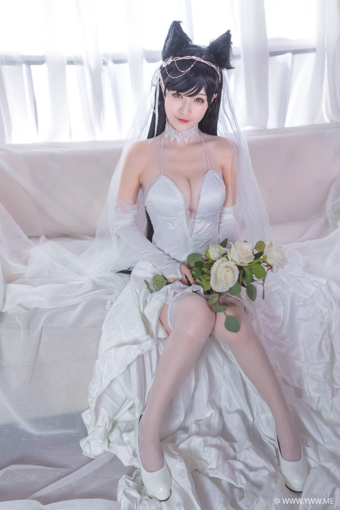 知名COS小姐姐@铁板烧鬼舞w – 爱宕婚纱-像素点