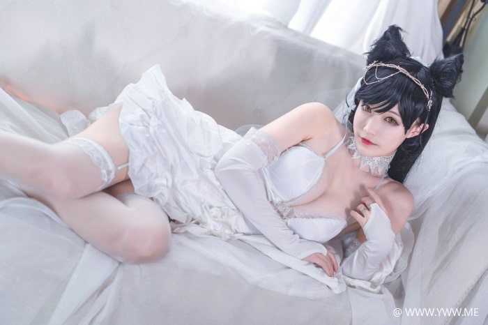 知名COS小姐姐@铁板烧鬼舞w – 爱宕婚纱-像素点