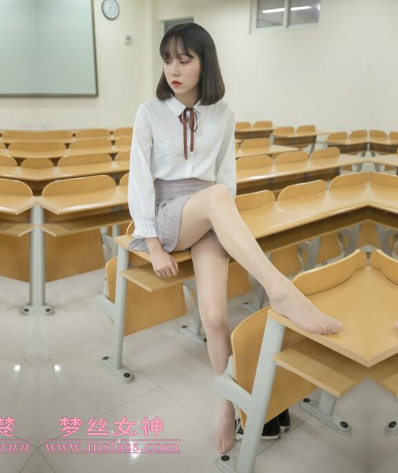 [MSLASS梦丝女神] 2020.06.02 NO.116 教室顷语 刘诺