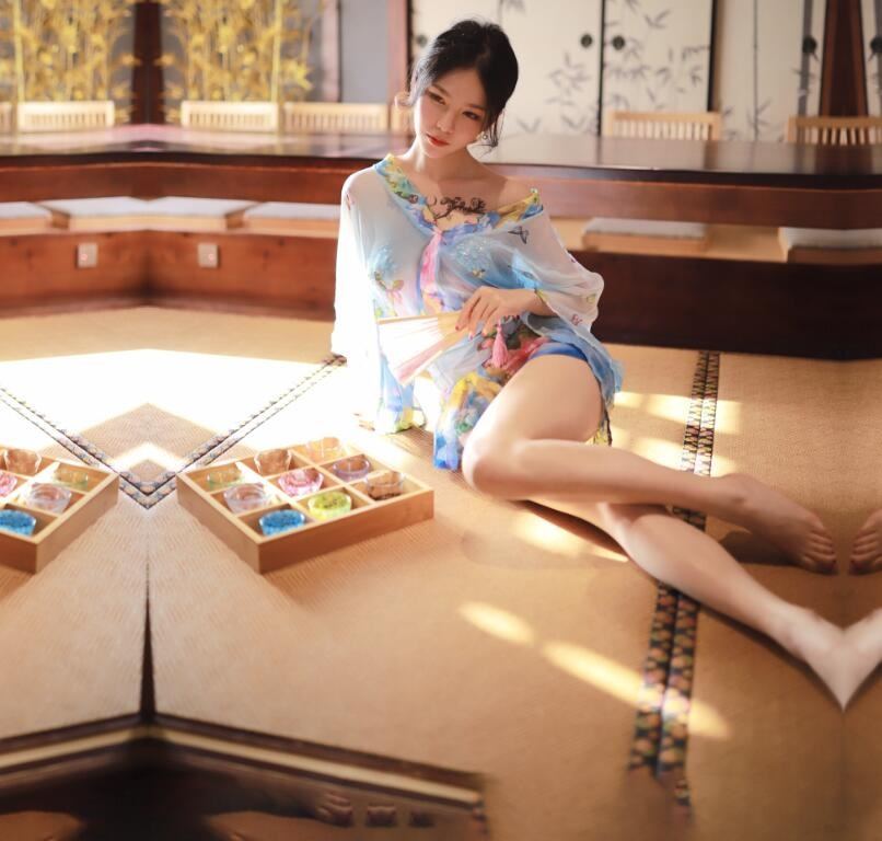 微博人气Coser@抖娘-利世 水蓝和服
