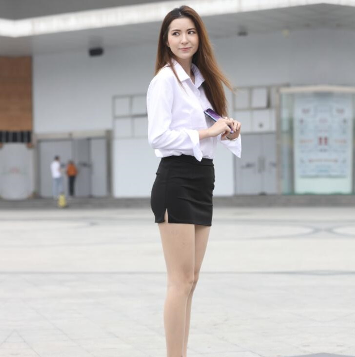 范家辉作品 – Carry 美女丝足OL 写真+视频