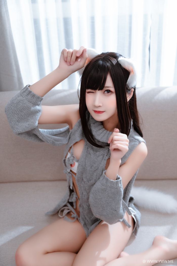 COS小妹妹@三度_69 露背毛衣-像素点