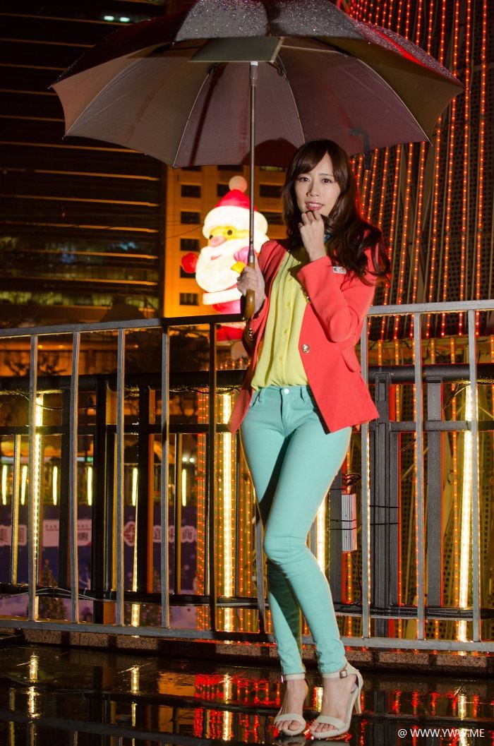 台湾美女 – Abbie Lin(林任倍) 新北耶诞城-像素点