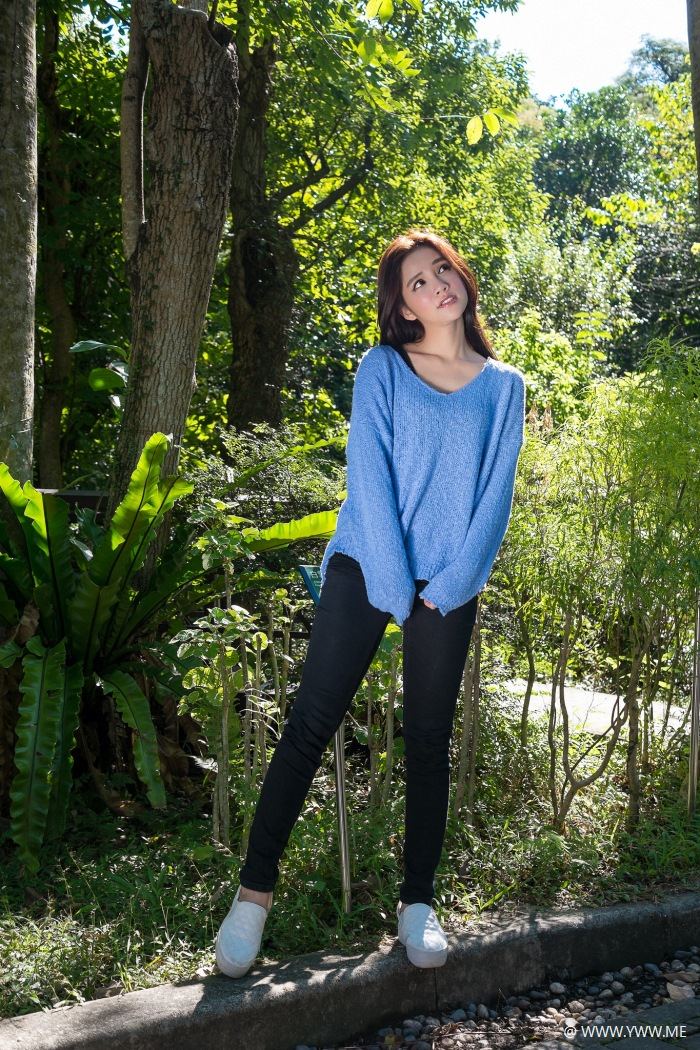 台湾美女 – Angela 植物园-像素点
