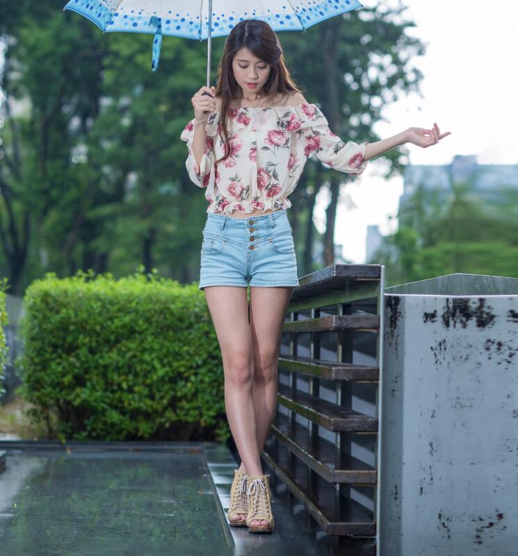 台湾美女 – Candy(宝儿) 大安森林公园 Part 2