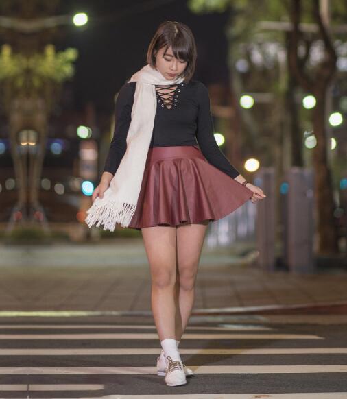 台湾美女 – Doreen Lin 西门町夜拍