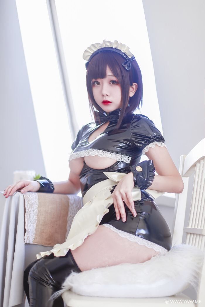 微博美臀@日奈娇 半乳女仆-像素点