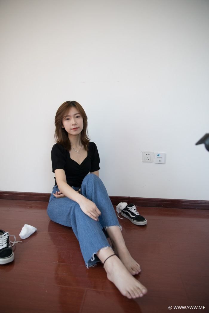 物恋传媒 NO.361 婷婷-鱼与雨-像素点
