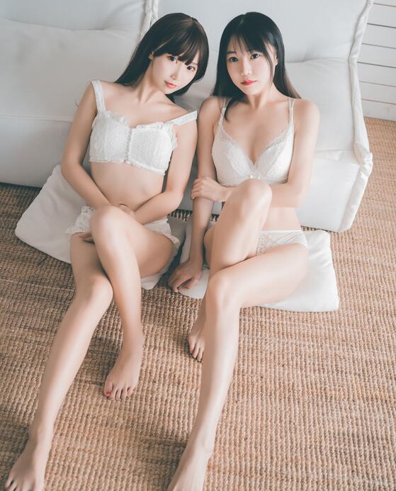 微博红人@香草喵露露 饼饼和香草喵