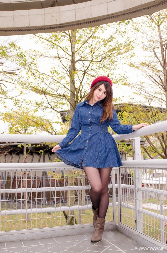 台湾美女 – Julie(张齐郡) 花博园区-像素点