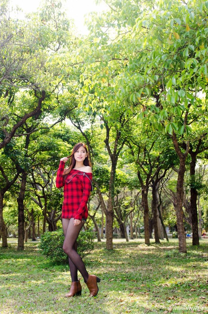台湾美女 – Lynn(林昱) 大安森林公园-像素点
