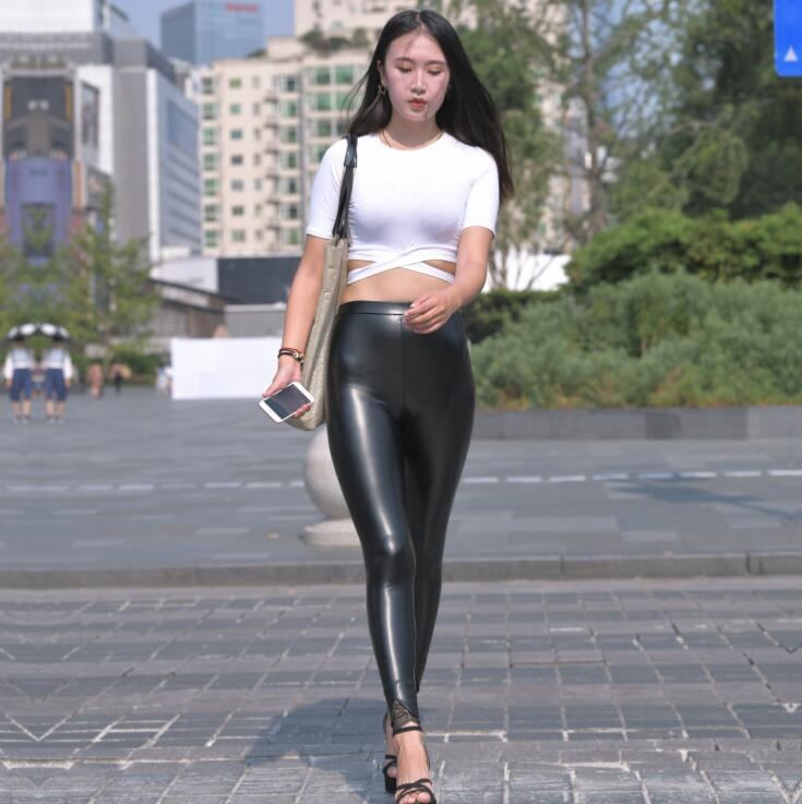 魂魂作品 – 远洋太古初相遇 晓楼樯橹灰飞烟 写真+视频