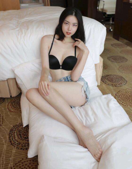 [XiuRen秀人网] 2020.08.03 No.2397 噜噜妞儿