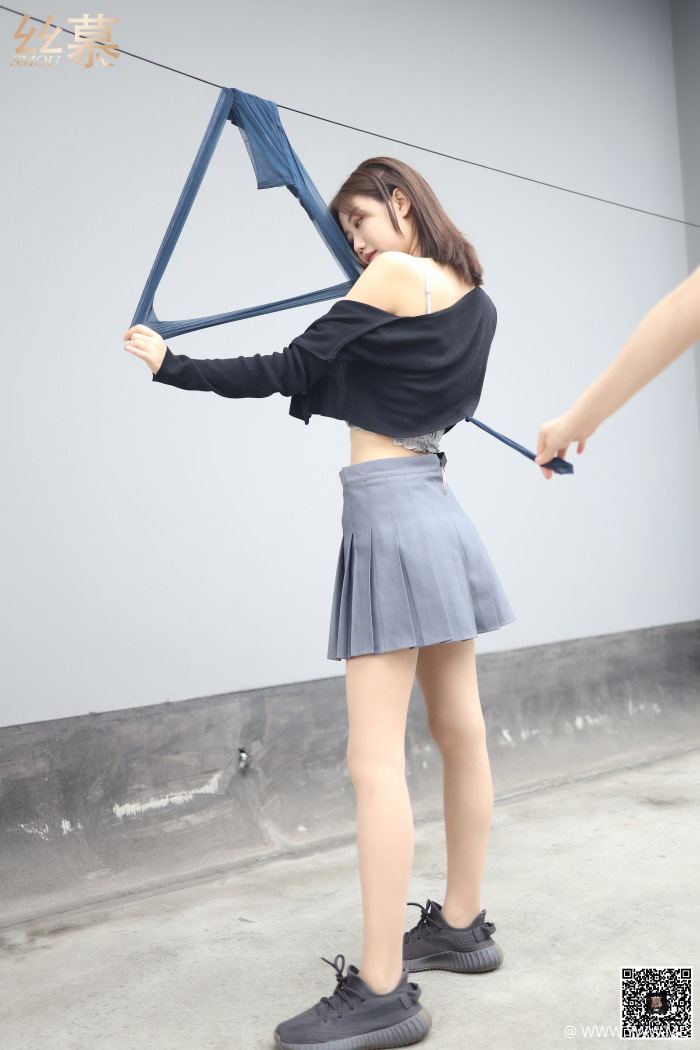 丝慕写真 SM288 天天一元 模特:米朵《天台玩丝两姐妹》-像素点