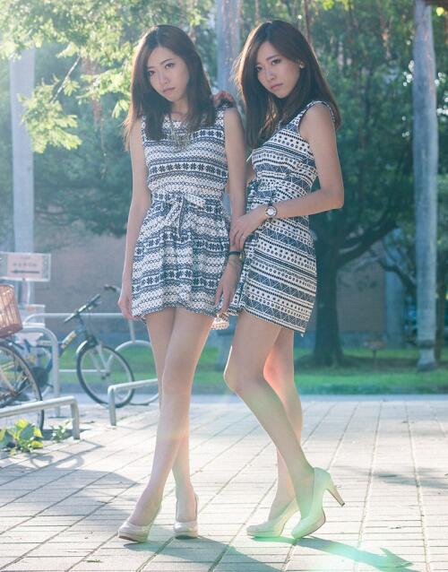 台湾美女 – Twins Shin(双乔儿) 台大校园