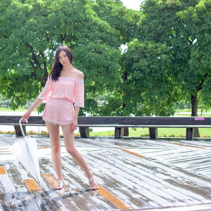 台湾美女 – Wei-wei Li 花博园区-像素点