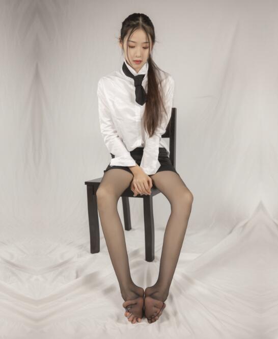 [MSLASS梦丝女神] 2020.08.08 NO.124 OL 诗琪