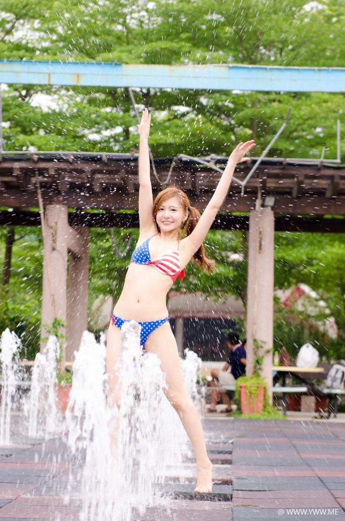 台湾美女 – 艾比 比基尼外拍 自来水博物馆-像素点