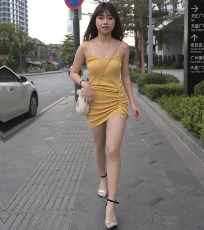 程生街拍作品 – 天桥上的美女 写真+视频