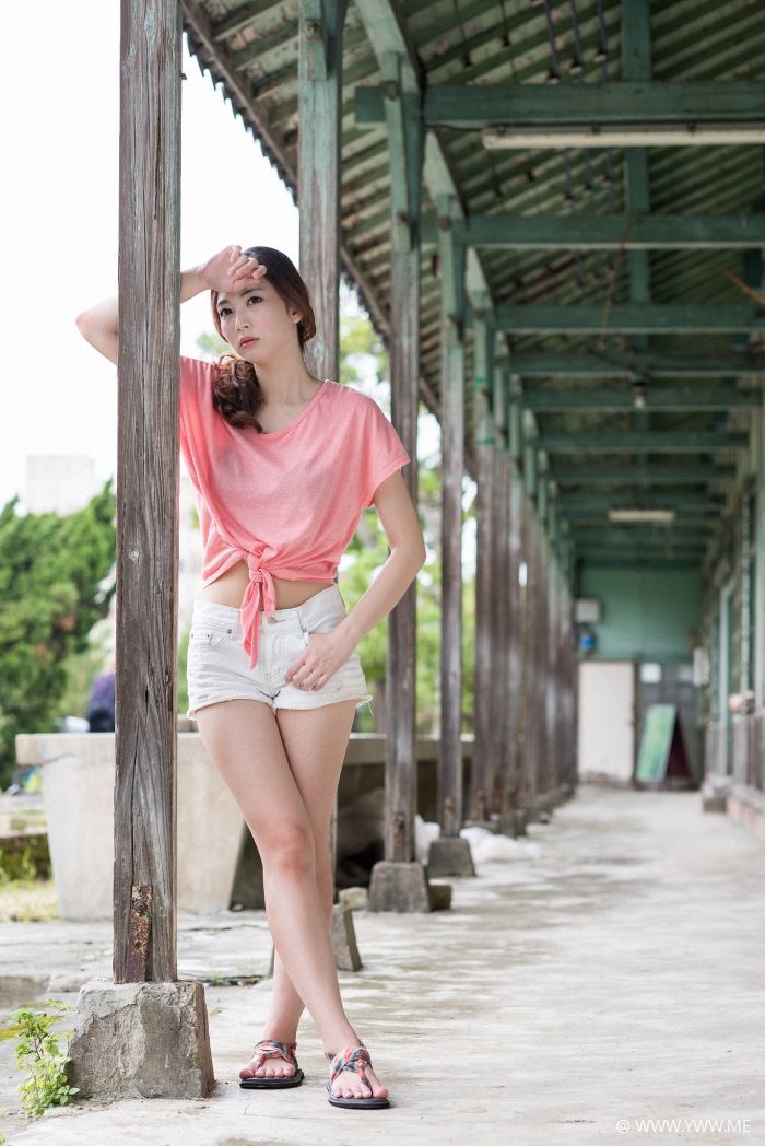 台湾美女 – 艾薇(Evelyn) 台大校园-像素点