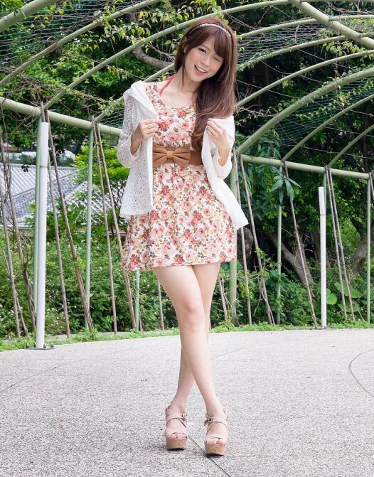 台湾美女 – 白白(邱俞瑄) 花博园区