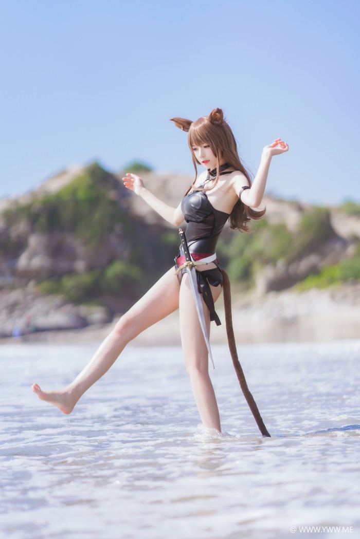 萝莉风COS 桜桃喵 – 泳衣天火-像素点