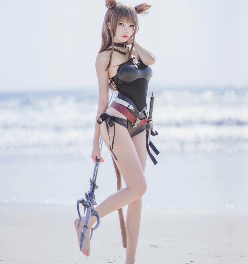 萝莉风COS 桜桃喵 – 泳衣天火