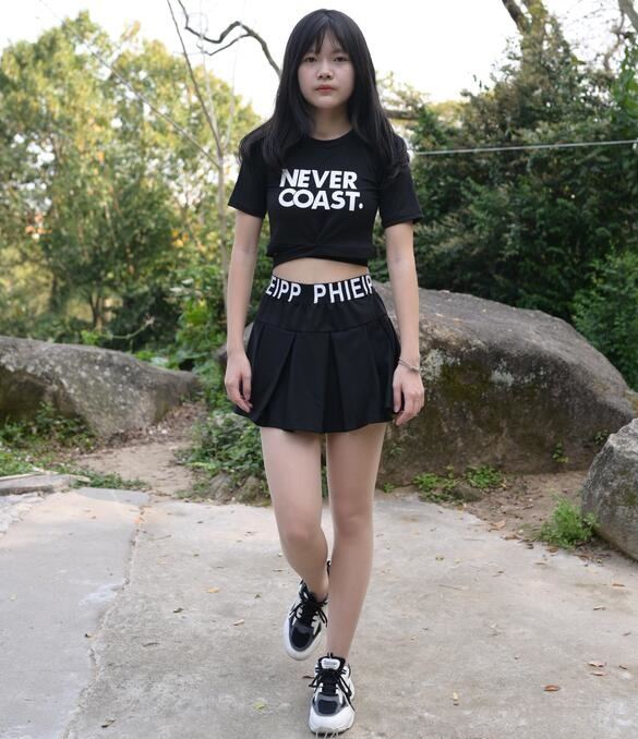 程生街拍作品 – 西湖上的短裙 写真+视频