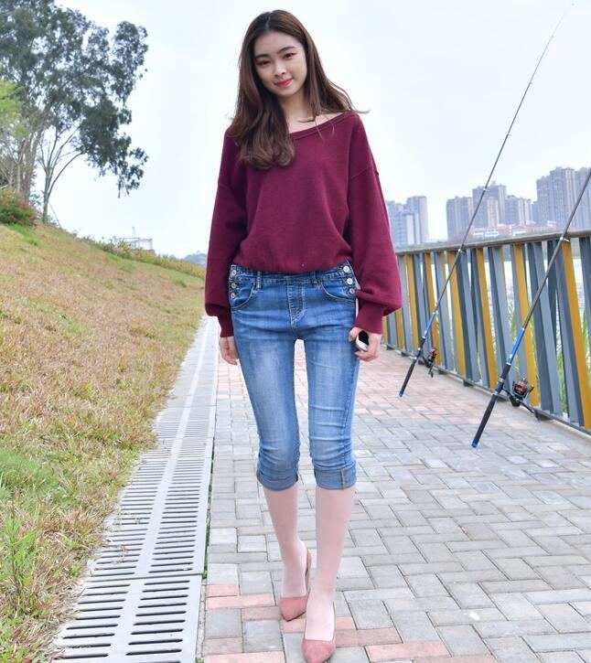 小海街拍作品 – 穿了，偷偷给你看一眼，看到了吗 写真