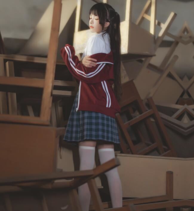 萝莉风COS 桜桃喵 – 桜桃未熟3 废弃教室