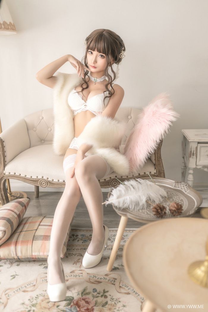 知名Coser@蠢沫沫 新毛披肩套-像素点
