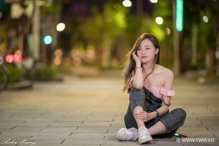 台湾美女 – 陈思绮(Pocky) 西门町夜拍-像素点